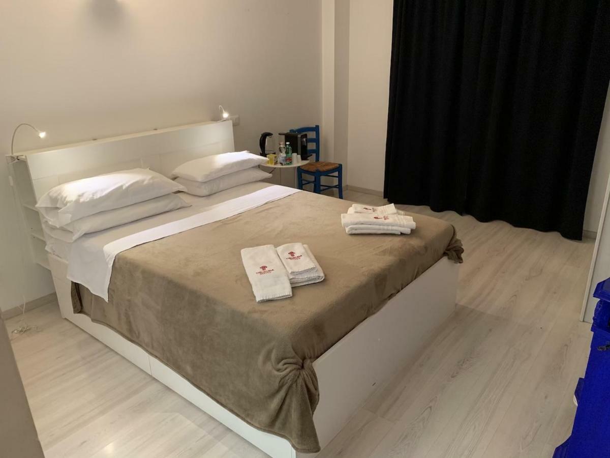 Tiburtina Suites, Roma Buitenkant foto