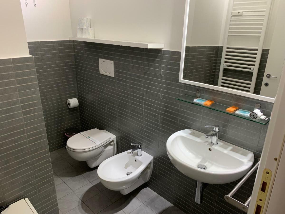 Tiburtina Suites, Roma Buitenkant foto